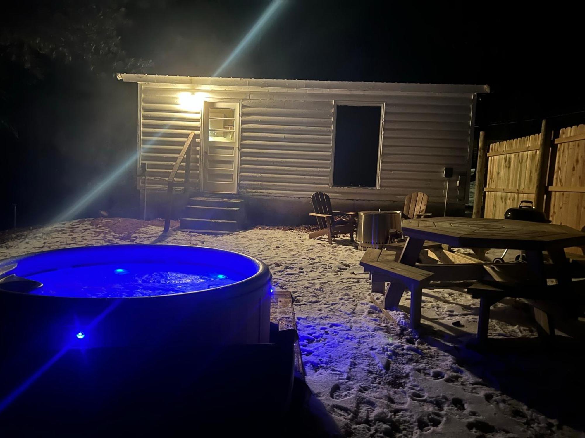 Elemental Resort Gwinn Экстерьер фото